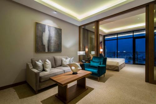 WAW Hotel Suites in Al Mursalat