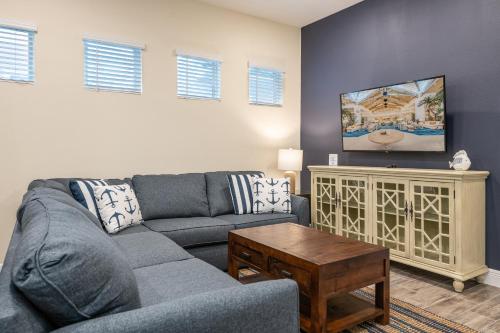 Beautiful Cottage near Disney w Hotel Amenities at Margaritaville 8005ST - image 8