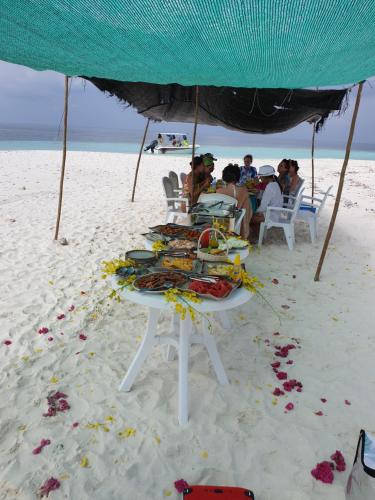 288858523 PERLA Dhangethi