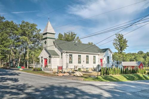 16 Mi to Camelback Resort Getaway with Game Room in Істон (Пенсільванія)