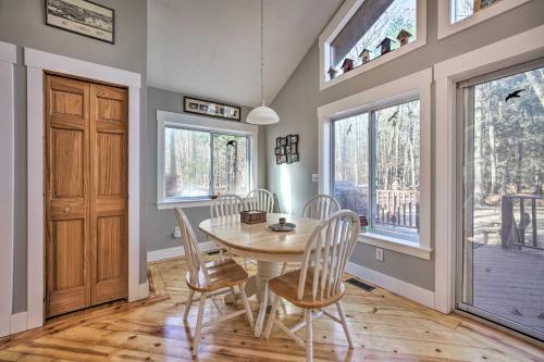 Spacious Family Escape Walk to Lake Michigan! in Muskegon