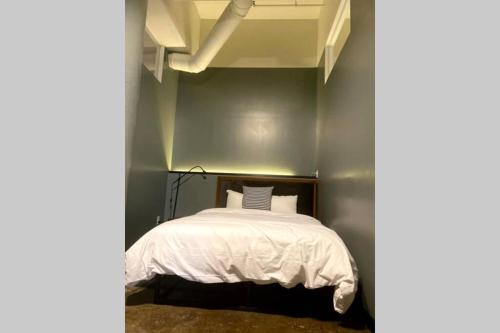 3E-*Renovated* 5 min to UPMC Shadyside, sleeps 6