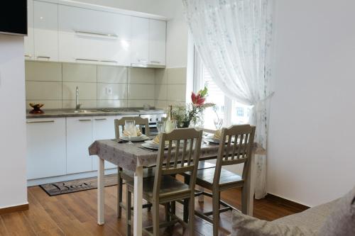 Apartmani Mikic - image 6