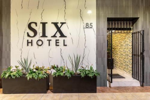 Six Hotel Guadalajara Degollado - image 2