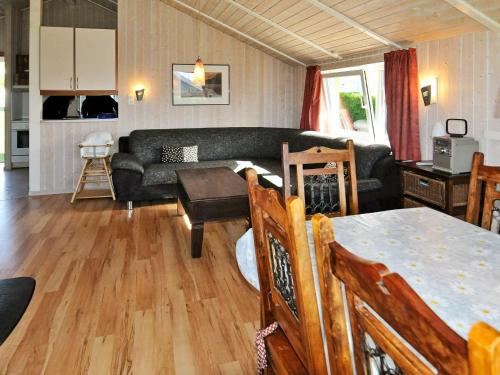 6 person holiday home in Gelting