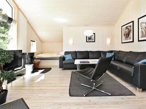 Three-Bedroom Holiday home in Großenbrode 5 - image 4