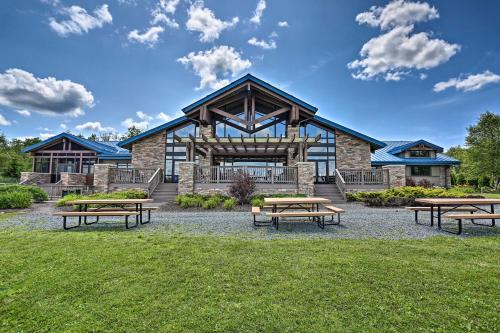 Rustic Pocono Lake Home with Deck Fire Pit by Skiing - image 44