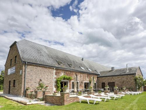 Group accommodation for families in Houyet gîte à louer Herock