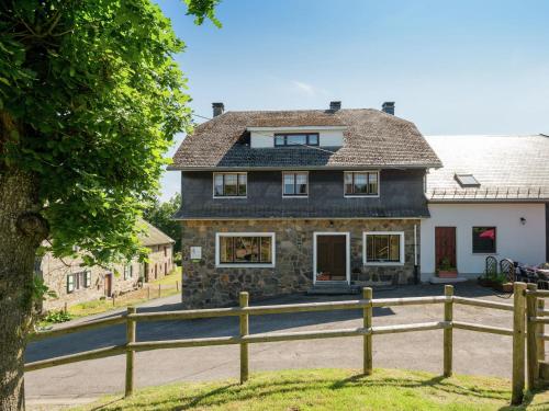 B&B Schoppen - Spacious holiday home in Schoppen with large garden - Bed and Breakfast Schoppen