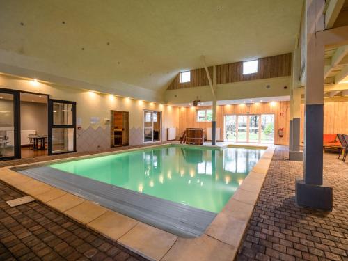 Holiday home in Sourbrodt with private pool gîte à louer Andrîfosse