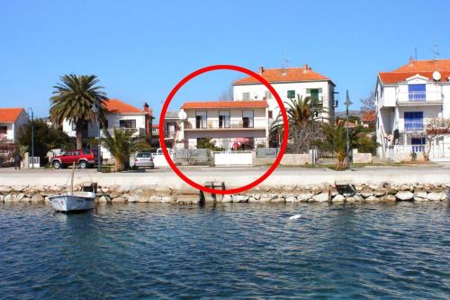 Apartments by the sea Rogoznica - 7558