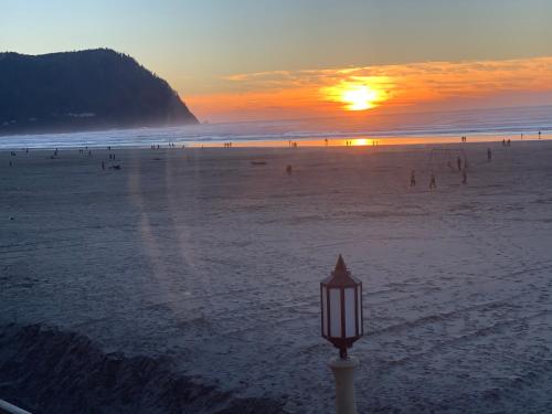 The Ocean Front at Seaside - 전망