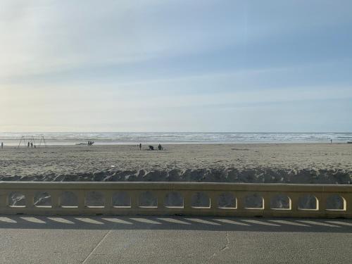 The Ocean Front at Seaside - 주변 환경