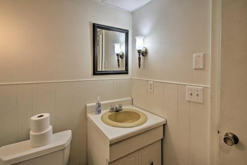 Airy Home with Lake and Mtn Views 2 Miles to Gunstock