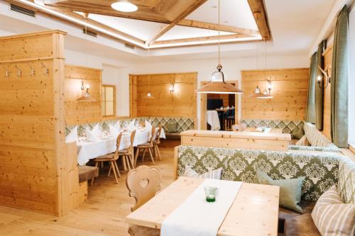 Hotel Der Stockinger - image 12