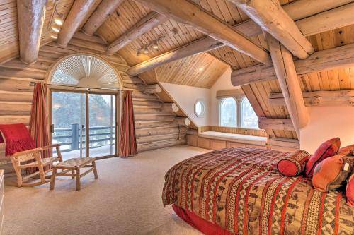 Lavish Breck Cabin about 6 Mi to Slopes and Main St