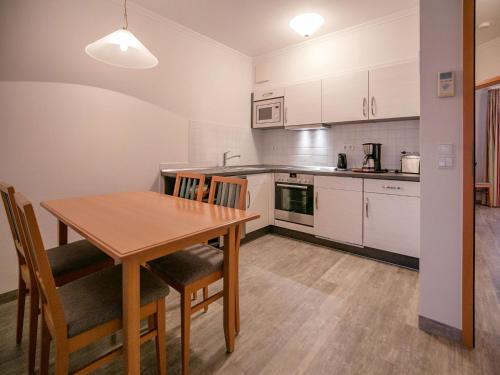 Kitchen, Dunenpark Binz - Komfort Ferienwohnung mit 2 Schlafzimmern und Balkon im Obergeschoss 068 in Ostseebad Binz