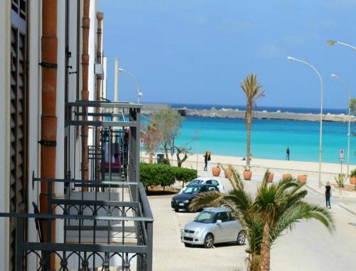 Camera doppia, vista sul mare, balcone