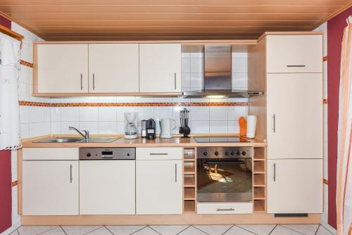 kuchyně, Ferienwohnung Theesfeld in Nenndorf
