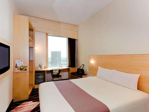 ibis Sharq