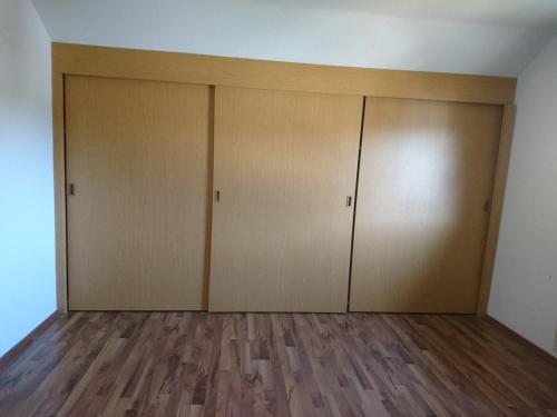 An Der Grunen Donau - Ferienwohnung, Ferienzimmer, Parken Bitte Gegenuber Auf Der Straßenseite - Engen