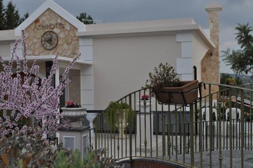 Croce Vallone Agrihotel - image 8