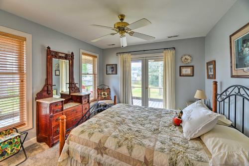 Waterside Belhaven House and Cottage with Porch and Dock in วิลเลียมตัน (NC)