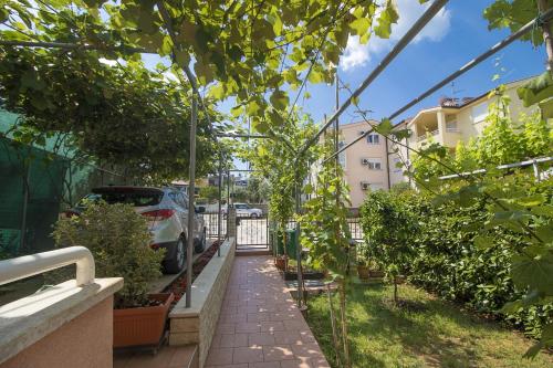 Holiday apartment Sandro