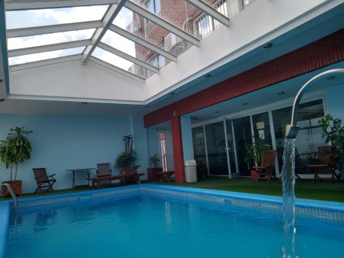 Swimming pool, Quintana Hotel in San Luis