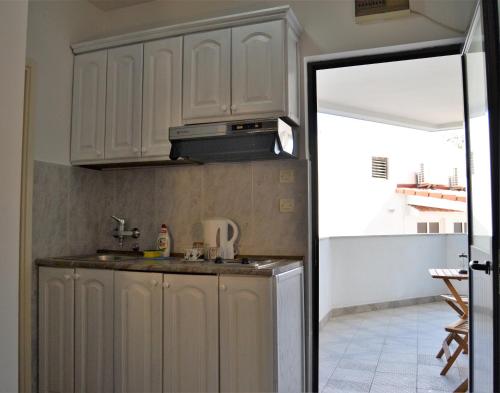 Balcony/terrace, Yeshill Apart & Studio in Budva