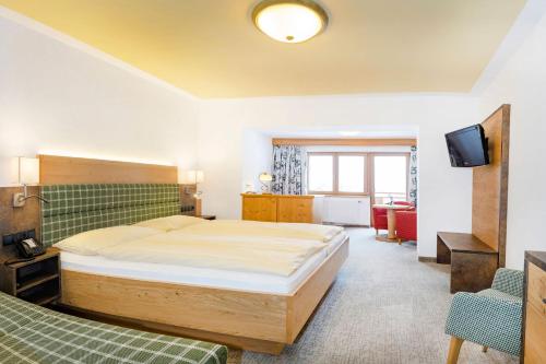 Landhotel Tirolerhof - image 3