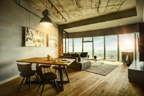 Two-Bedroom Apartment room in Apartamenty Sky Tower
