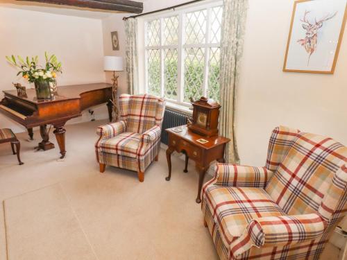 Top Farm House - image 4