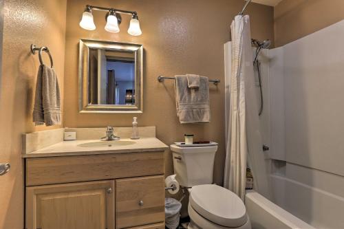 The Jabberwocky Condo with Pool and Sauna Access - image 5