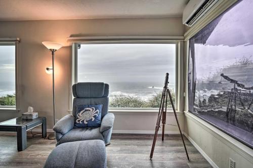 Serenity By The Sea - Chic Oceanfront Home with Deck, Brookings (foto 5)