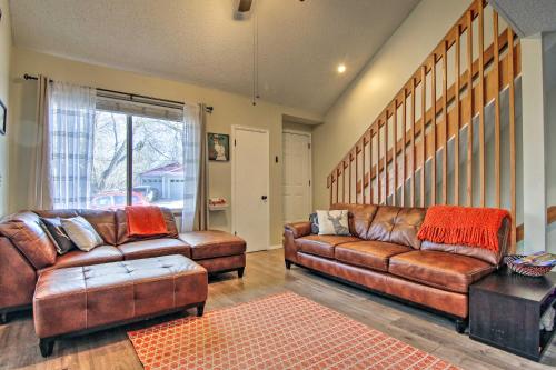Manitou Springs Condo with Hammock and Mtn Views! - main image