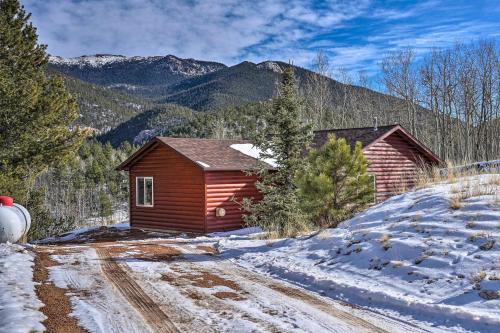 Secluded Divide Cabin with Hot Tub and Gas Grill!