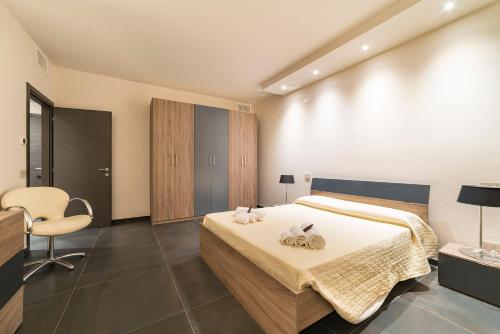 Three-Bedroom Apartment image 5