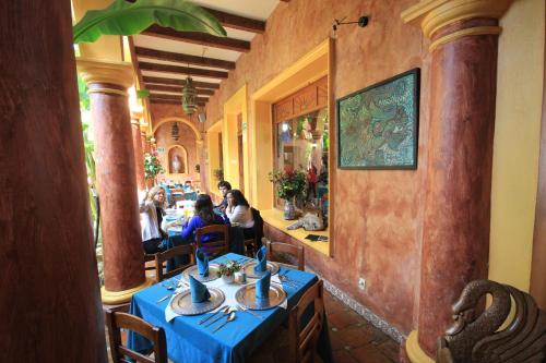Restaurant, Hotel Casa Mexicana in San Cristobal De Las Casas