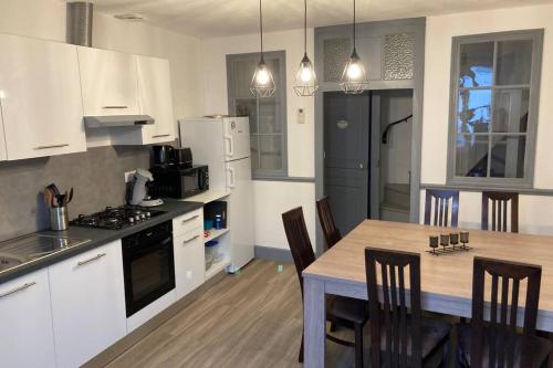 Maison au coeur du village. La Finnoise. gîte à louer Bois des Argonnelles