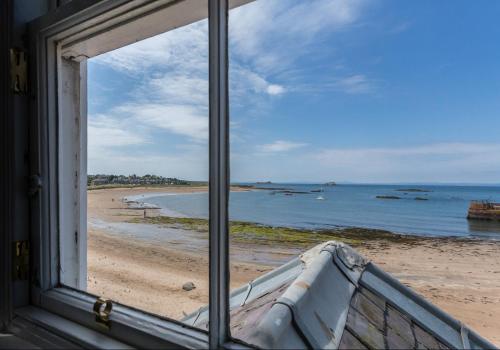 View, The Gulls in North Berwick