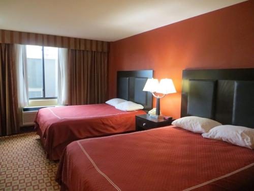 Super 8 by Wyndham Chicago Northlake O'Hare South