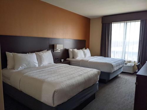 Best Western St. Louis Airport North Hotel & Suites