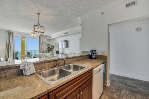 Ocean Ritz #1502 Condominiums by Book That Condo - image 3