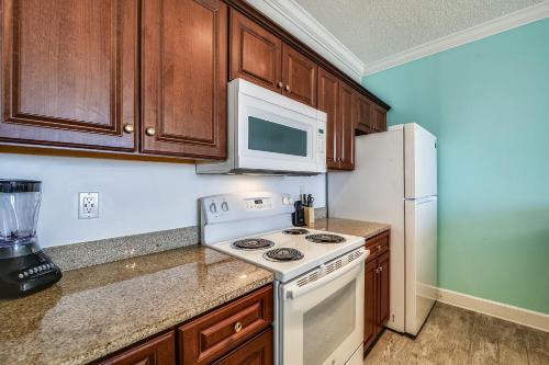 Ocean Ritz #1502 Condominiums by Book That Condo - image 7