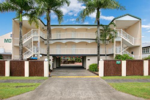 Cairns City Sheridan Motel