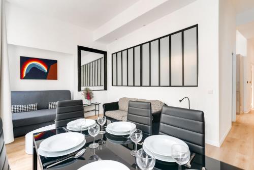 Chic appartement -2BR/5P- Boulevard Saint-Germain 