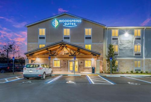 設施, WoodSpring Suites Bradenton in 布拉丁頓 (FL)