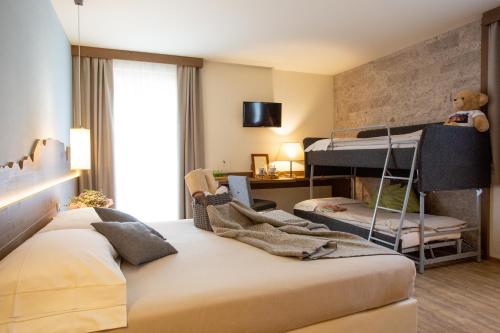 Triple Room (3 Adults)