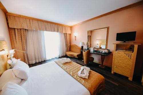 SHG Hotel Antonella - image 11